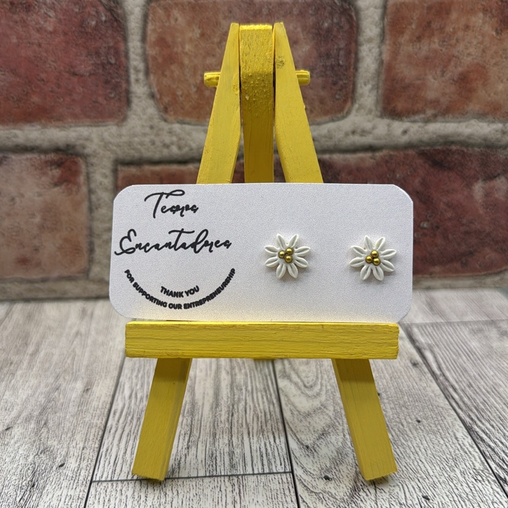 White Daisy Earrings